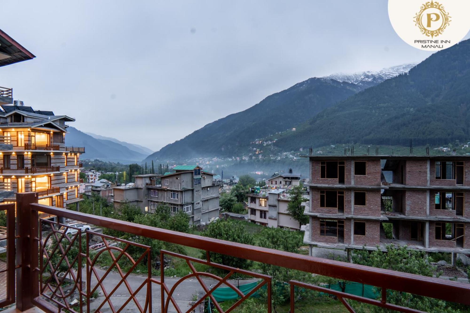 Pristine Inn Manali Екстериор снимка